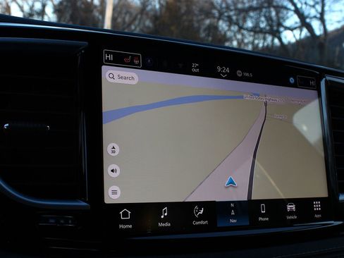 New 2026 Chrysler Pacifica Limited image 28