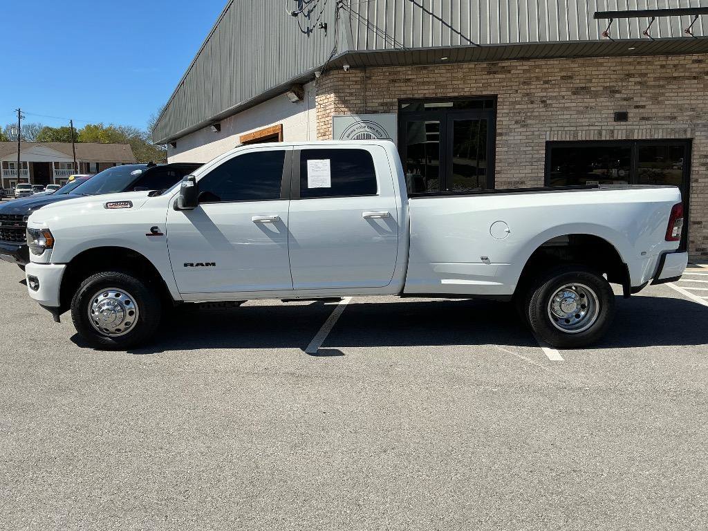 Used 2024 RAM 3500 Big Horn w/ Night Edition AWD/4WD image 2