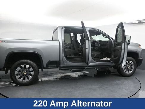Used 2024 Chevrolet Silverado 2500 Custom w/ Custom Value Package image 38