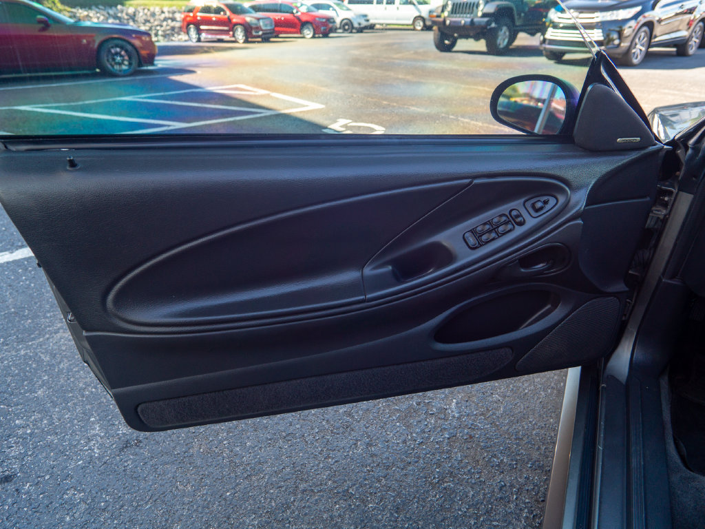 Used 2002 Ford Mustang GT RWD image 13