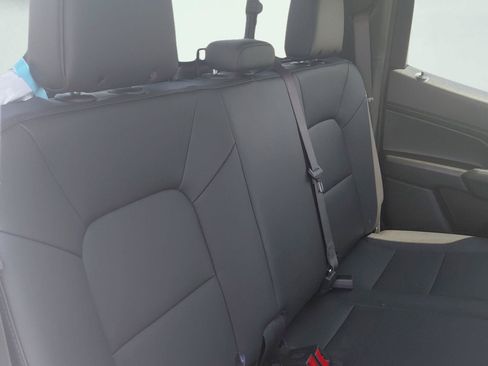 Used 2024 Chevrolet Colorado Trail Boss AWD/4WD image 15