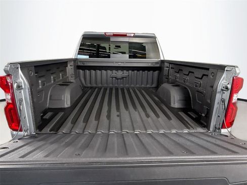 Used 2023 Chevrolet Silverado 1500 RST w/ Redline Edition AWD/4WD image 19