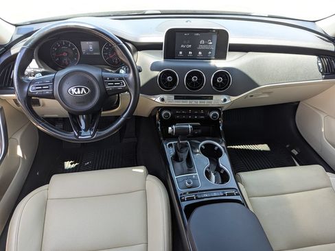Used 2018 Kia Stinger RWD image 24