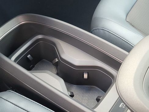 New 2026 Nissan Leaf SV+ image 9