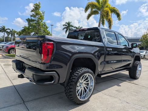 Used 2023 GMC Sierra 1500 Denali w/ Denali Reserve Package AWD/4WD image 4