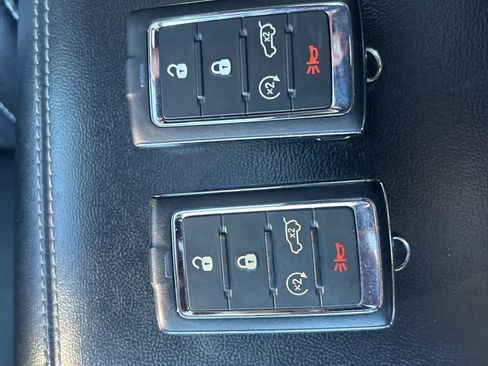 Used 2021 Jeep Grand Cherokee L Limited image 32