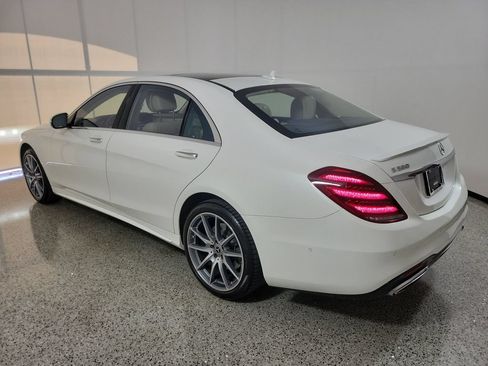 Used 2020 Mercedes-Benz S 560 Sedan image 3