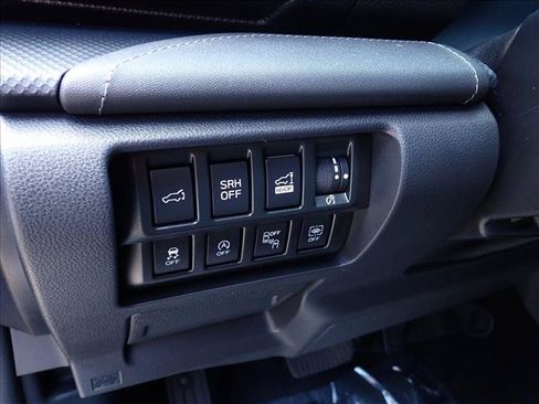Used 2023 Subaru Forester Touring AWD/4WD image 17