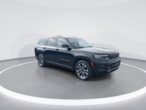 Used 2021 Jeep Grand Cherokee L Overland w/ Luxury Tech Group IV AWD/4WD image 2