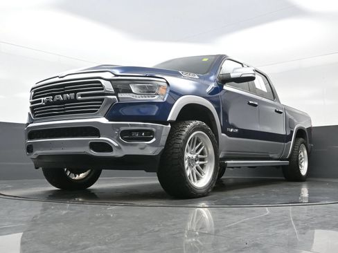 Used 2020 RAM 1500 Laramie AWD/4WD image 29