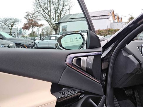 Used 2026 BMW X3 xDrive30 w/ Convenience Package image 23