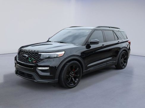 Used 2021 Ford Explorer ST w/ Equipment Group 401A AWD/4WD image 2