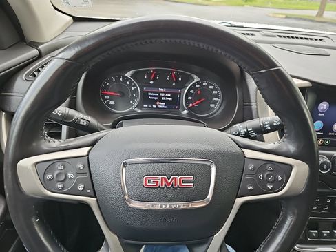 Used 2020 GMC Terrain Denali w/ Denali Premium Package AWD/4WD image 22
