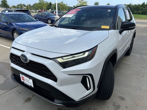 Certified 2023 Toyota RAV4 XSE AWD/4WD image 3