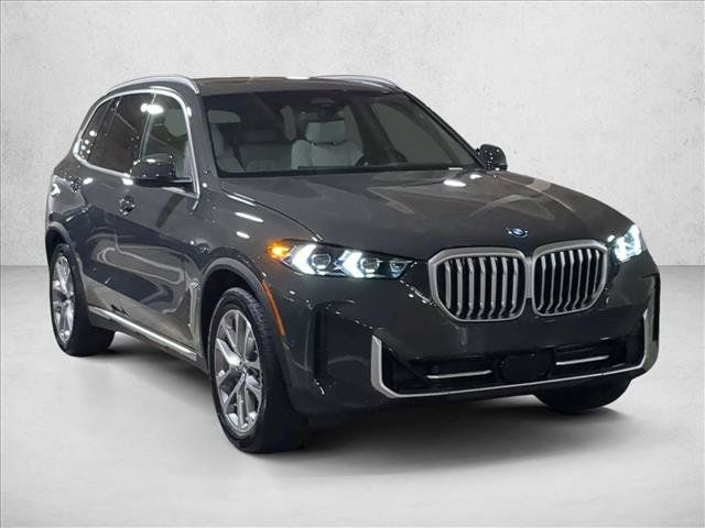 Used 2026 BMW X5 xDrive50e w/ Premium Package AWD/4WD image 6