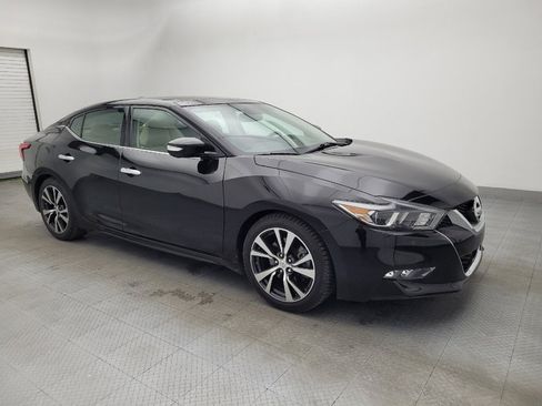 Used 2017 Nissan Maxima Platinum image 11