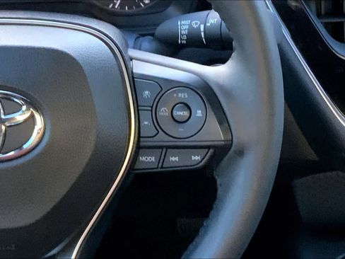 Used 2023 Toyota Corolla SE image 25