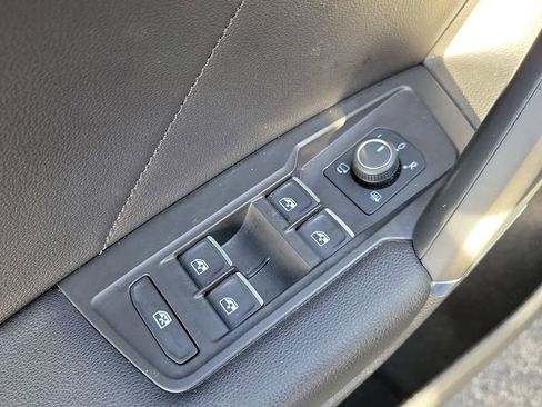 Used 2020 Volkswagen Tiguan SEL Premium R-Line w/ 3rd Row Seat Package image 24