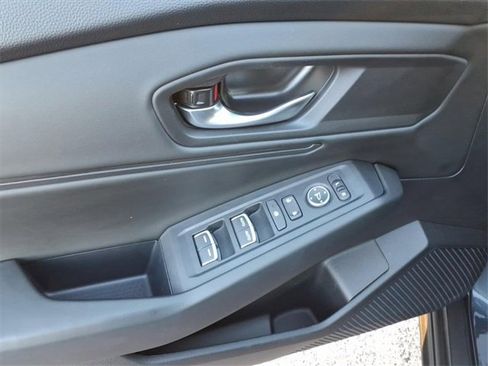 Used 2025 Honda Accord SE image 13