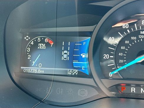 Used 2022 Ford Edge ST-Line image 12