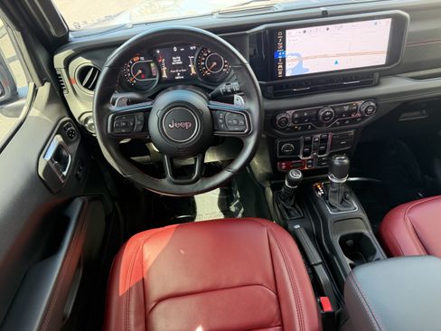 Used 2024 Jeep Wrangler Unlimited Rubicon 392 AWD/4WD image 16
