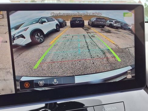 New 2025 Nissan Rogue SL w/ Tech Package image 10