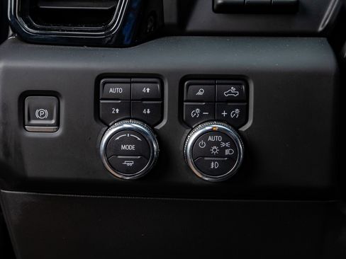 Used 2023 GMC Sierra 1500 AT4X w/ AT4X AEV Edition image 22