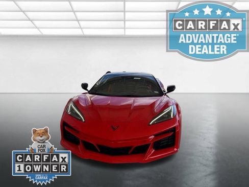 Used 2025 Chevrolet Corvette E-Ray w/ Stealth Interior Trim Package AWD/4WD image 5