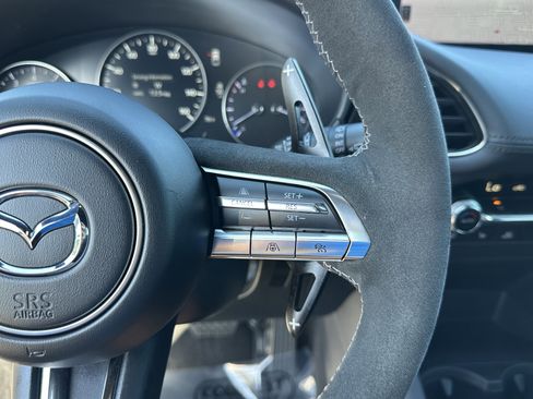 Used 2023 MAZDA MAZDA3 Hatchback w/ Appearance Package image 33