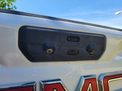 Used 2022 GMC Sierra 2500 Denali w/ Denali Ultimate Package AWD/4WD image 4