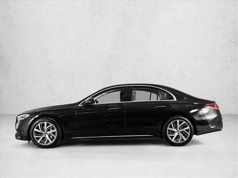 New 2026 Mercedes-Benz E 350 4MATIC Sedan image 9