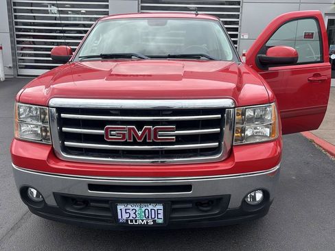 Used 2013 GMC Sierra 1500 SLT w/ SLT Convenience Package image 2
