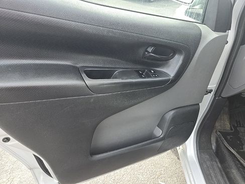 Used 2015 Nissan NV200 SV w/ Technology Package image 9