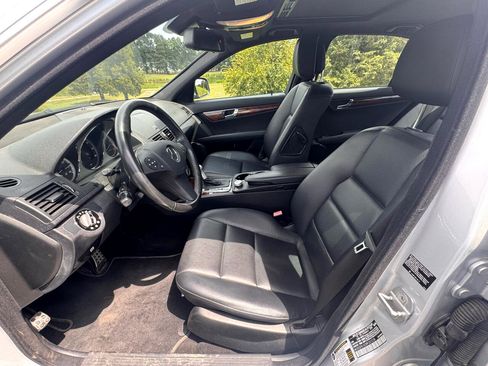 Used 2009 Mercedes-Benz C 300 Sport image 15