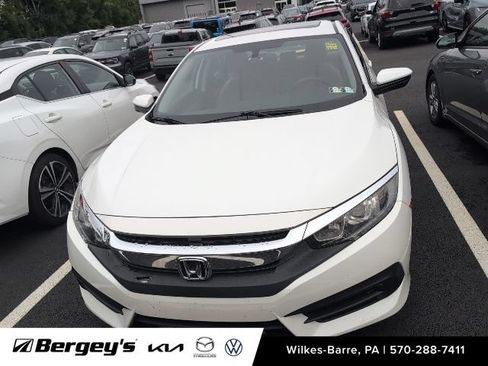 Used 2018 Honda Civic EX image 2