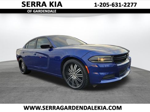 Used 2018 Dodge Charger SXT w/ Blacktop Package image 1