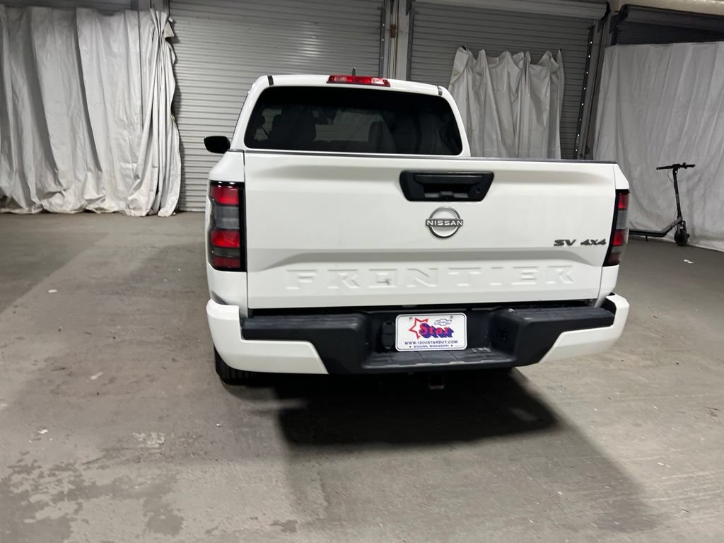 Used 2023 Nissan Frontier SV w/ Tow Package AWD/4WD image 6