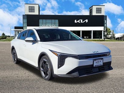 New 2025 Kia K4 EX