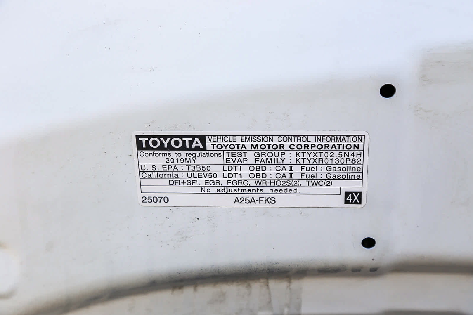 Used 2019 Toyota RAV4 LE w/ Carpet Mat Package AWD/4WD image 26