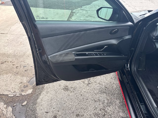 Used 2023 Hyundai Elantra N FWD image 11