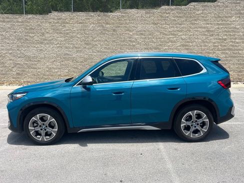 Used 2023 BMW X1 xDrive28i w/ Premium Package AWD/4WD image 4