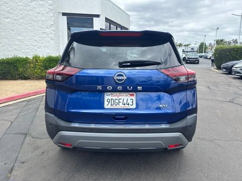 Used 2023 Nissan Rogue SV FWD image 11