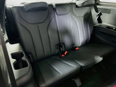 Used 2023 Hyundai Palisade Calligraphy w/ Winter Package image 29