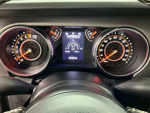 Used 2020 Jeep Wrangler Unlimited Sport image 13