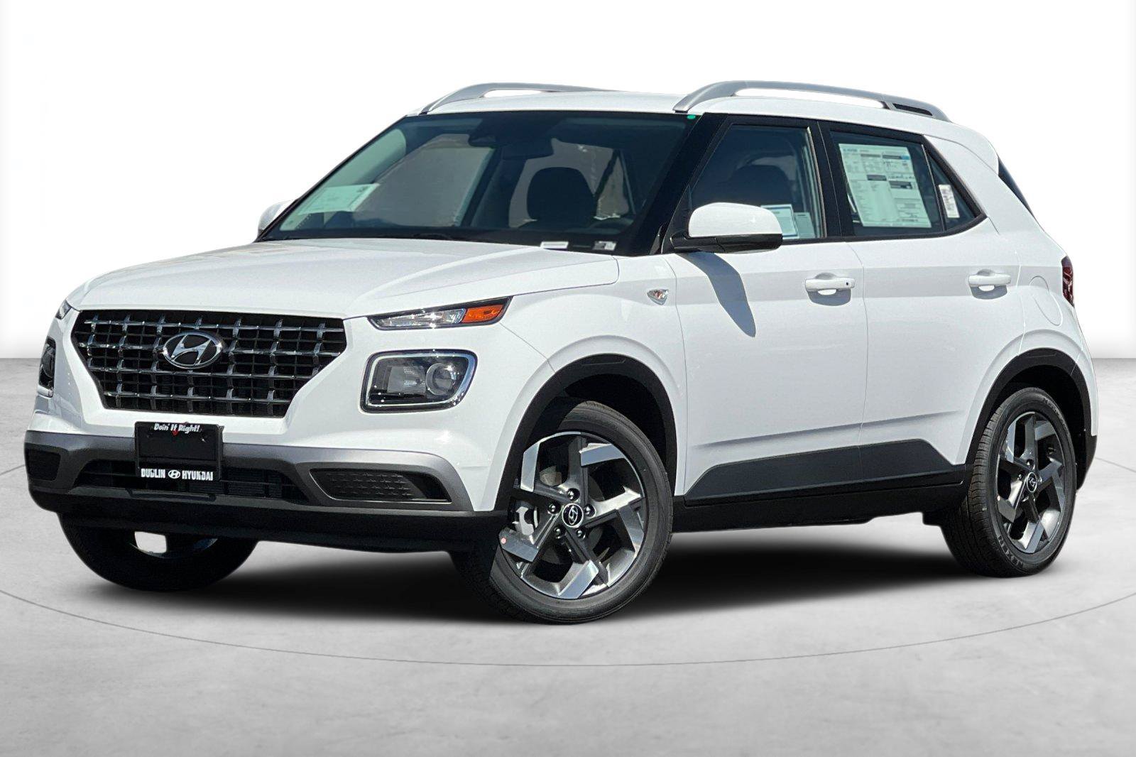 New 2026 Hyundai Venue SEL FWD image 2