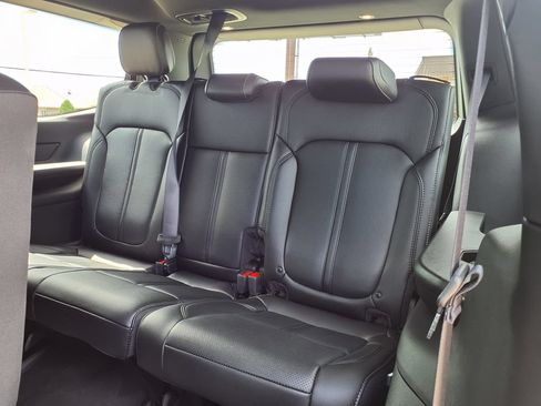 Used 2024 Jeep Wagoneer 4WD image 20