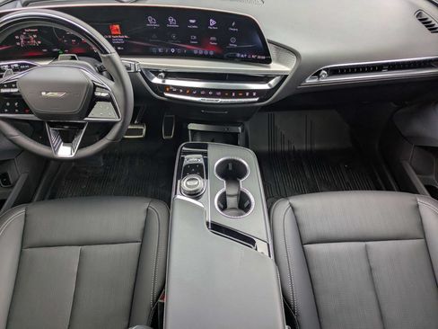 Used 2026 Cadillac Lyriq V w/ LPO, Floor Liner Package AWD/4WD image 11