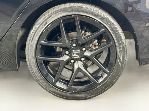 Used 2024 Honda Civic Sport image 9