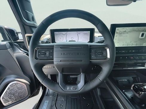 New 2025 GMC Hummer EV 2X image 11