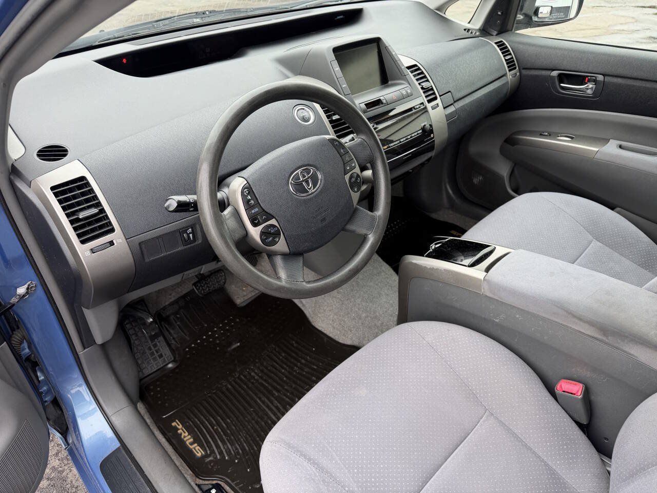 Used 2007 Toyota Prius w/ Pkg 3 FWD image 12